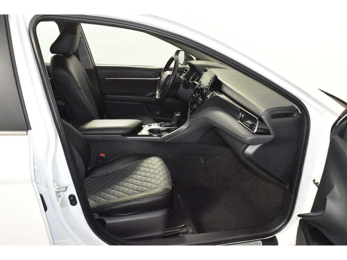 Toyota Camry б/у, 2021, Автоматическая. Фото: #14