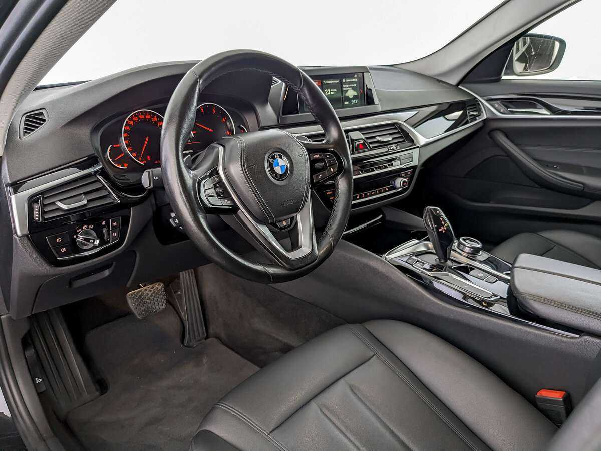 BMW 5 серии б/у, 2018, Автоматическая. Фото: #11