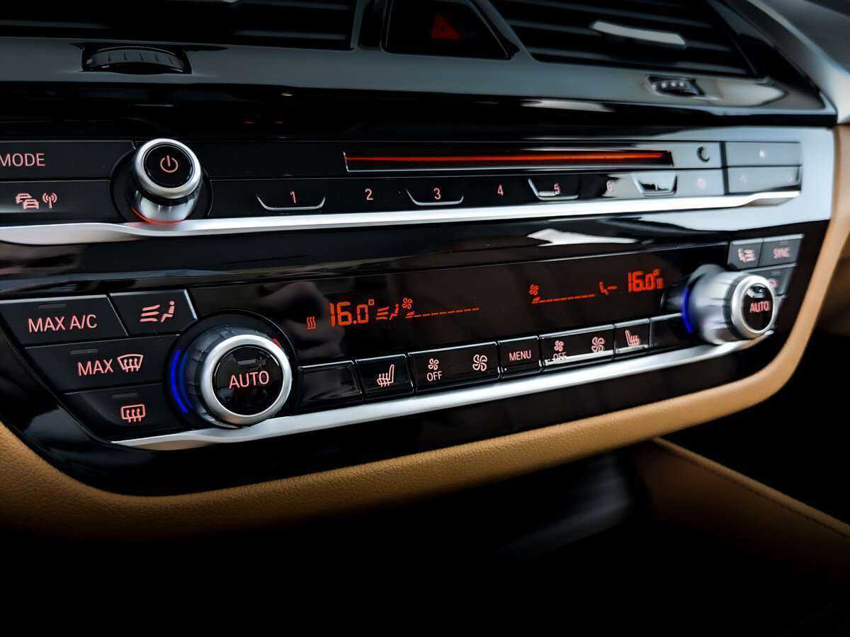 BMW 5 серии б/у, 2017, Автоматическая. Фото: #19