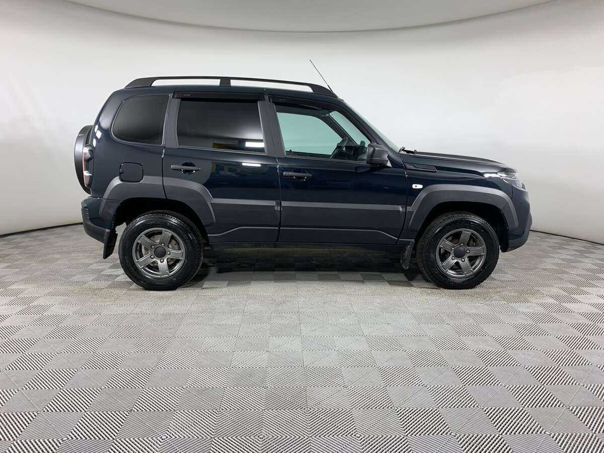 Lada (ВАЗ) Niva б/у, 2023, Механическая. Фото: #3