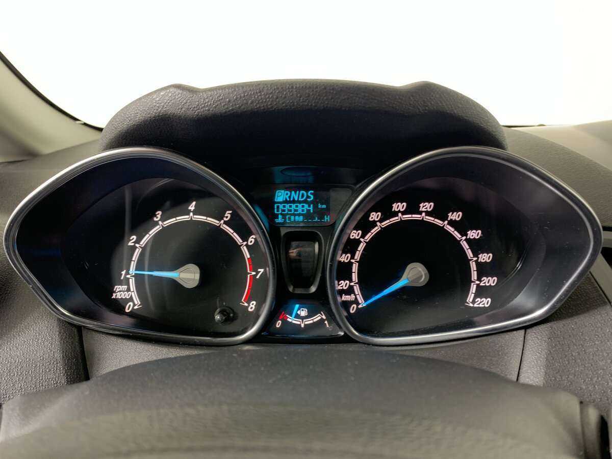 Ford Fiesta б/у, 2016, Роботизированная. Фото: #14