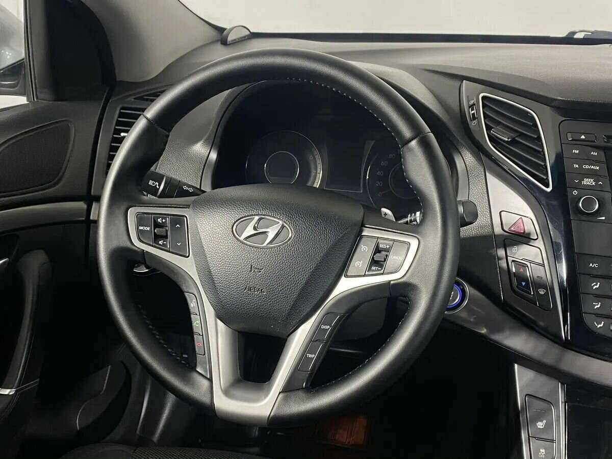Hyundai i40 б/у, 2013, Автоматическая. Фото: #9