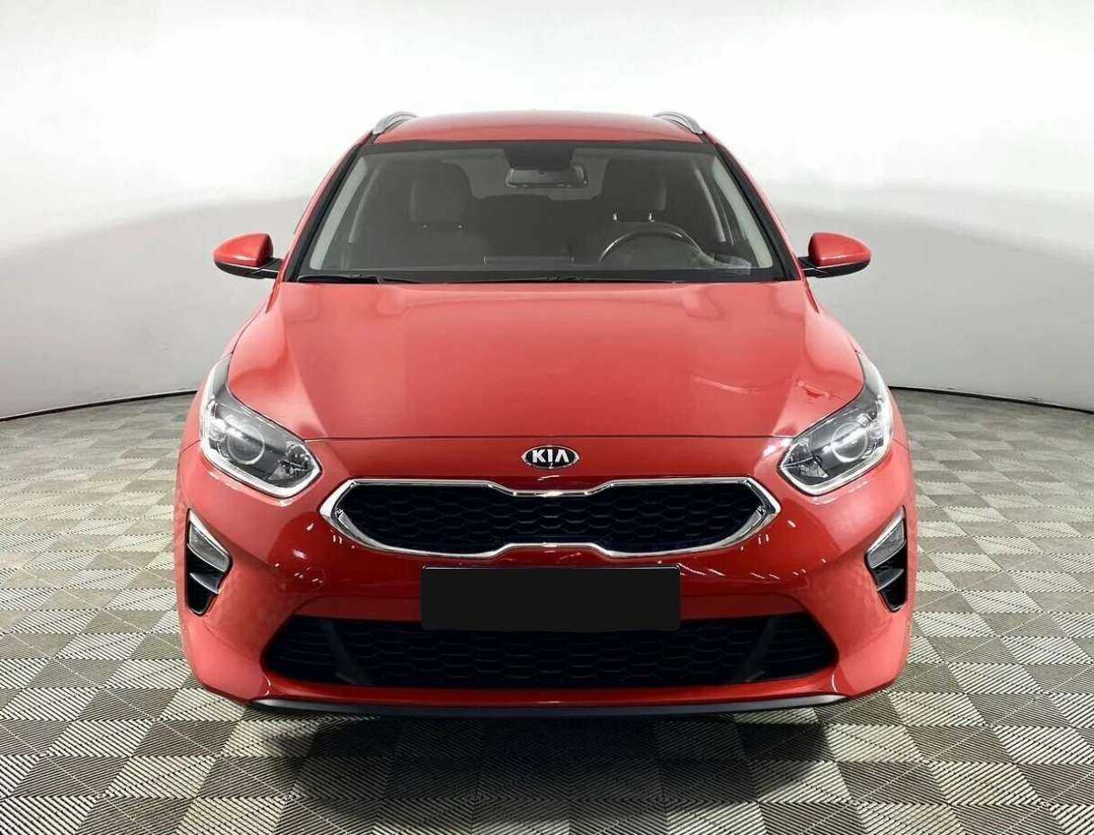 Kia Ceed б/у, 2020, Автоматическая. Фото: #1
