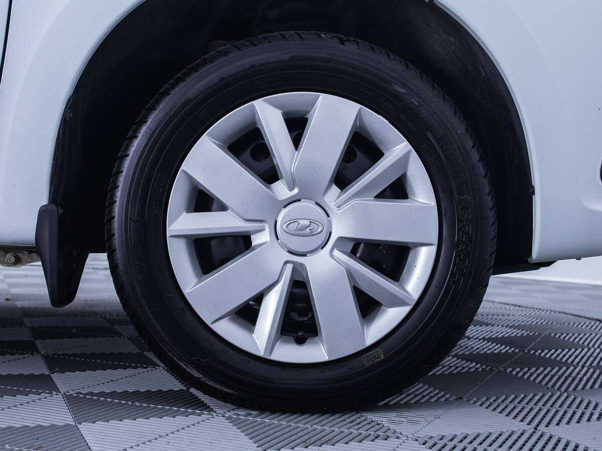 Lada (ВАЗ) Granta б/у, 2023, Механическая. Фото: #8