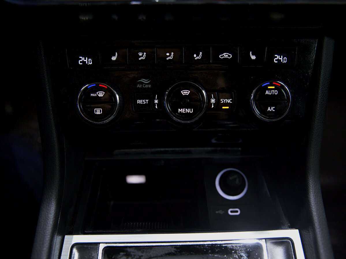 Skoda Superb б/у, 2021, Роботизированная. Фото: #12