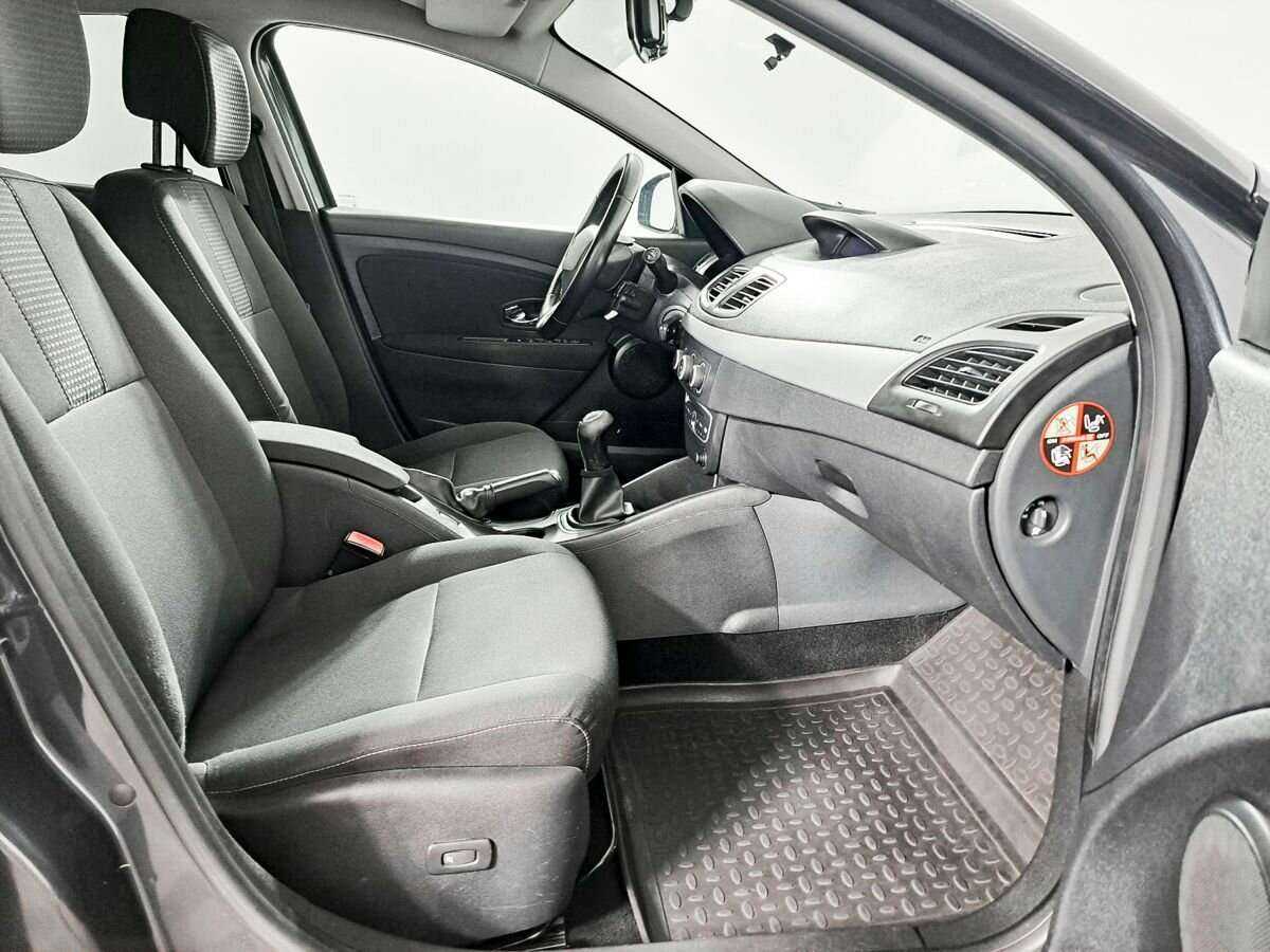 Renault Fluence б/у, 2012, Механическая. Фото: #8