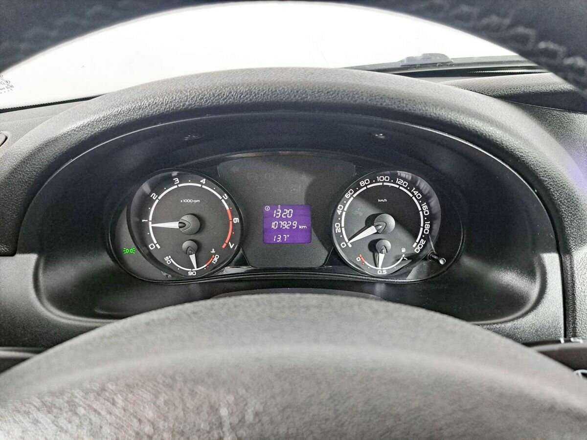 Lada (ВАЗ) Priora б/у, 2017, Механическая. Фото: #10