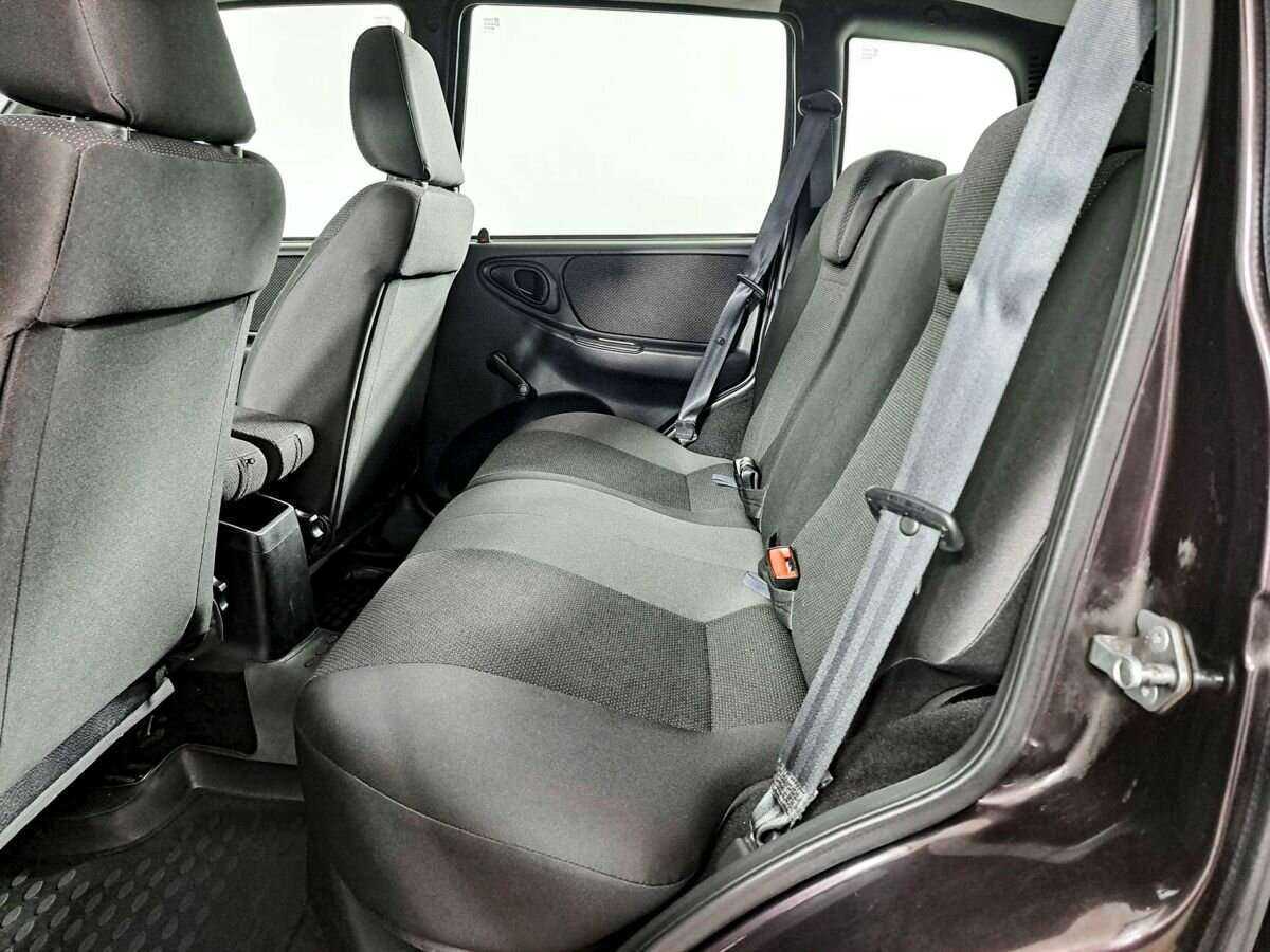 Chevrolet Niva б/у, 2016, Механическая. Фото: #9