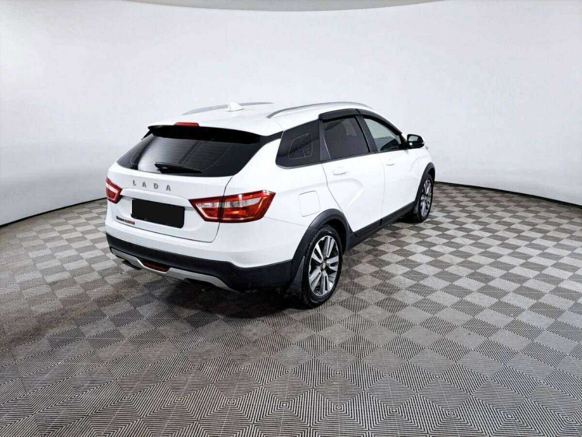 Lada (ВАЗ) Vesta б/у, 2019, Механическая. Фото: #4