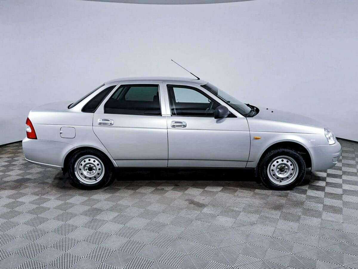 Lada (ВАЗ) Priora б/у, 2017, Механическая. Фото: #3