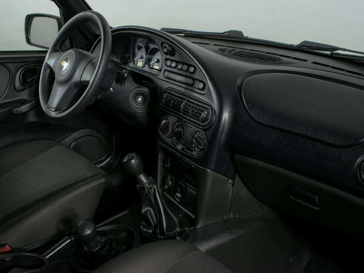 Chevrolet Niva б/у, 2018, Механическая. Фото: #6