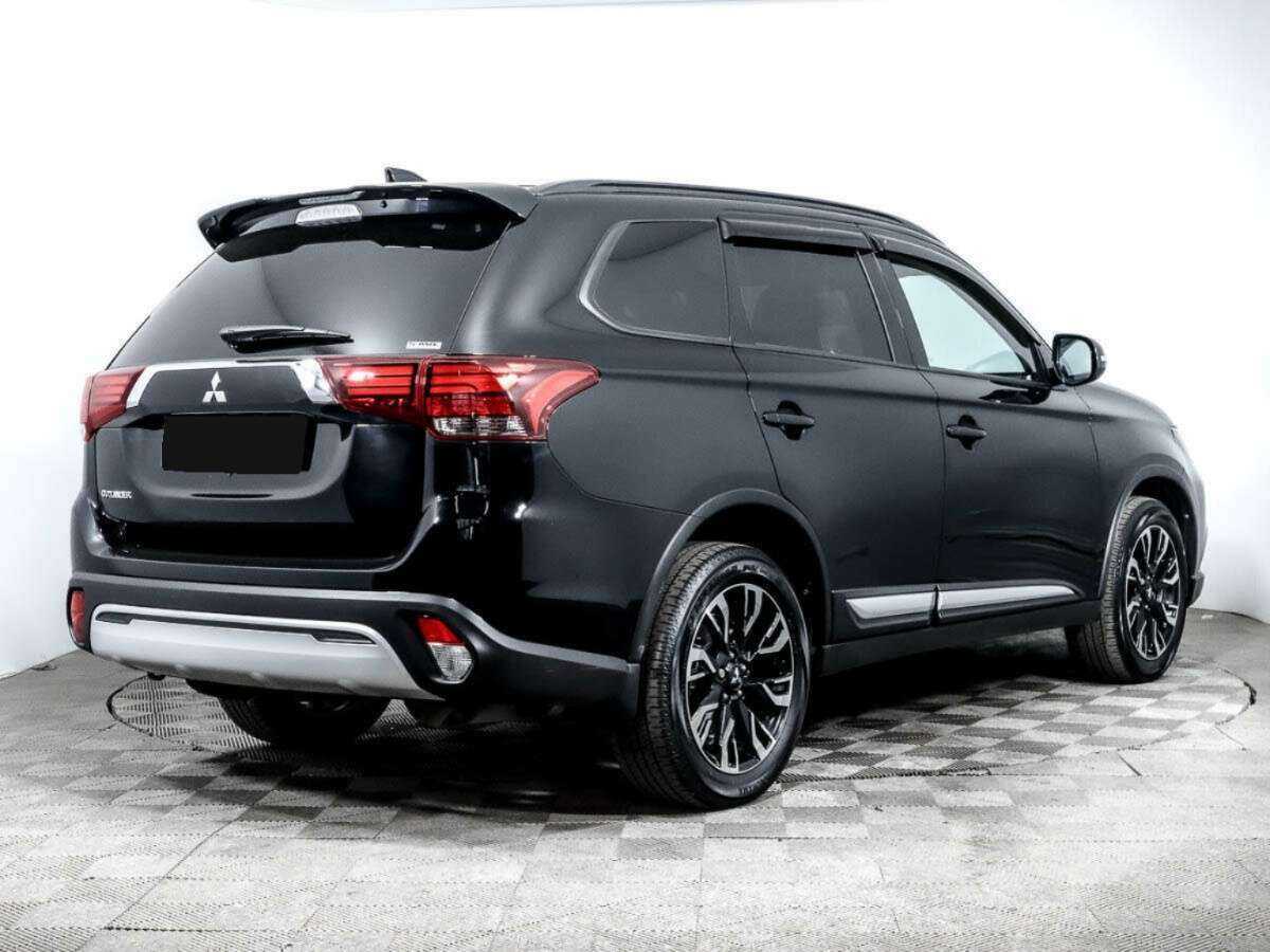 Mitsubishi Outlander б/у, 2022, Вариатор. Фото: #3