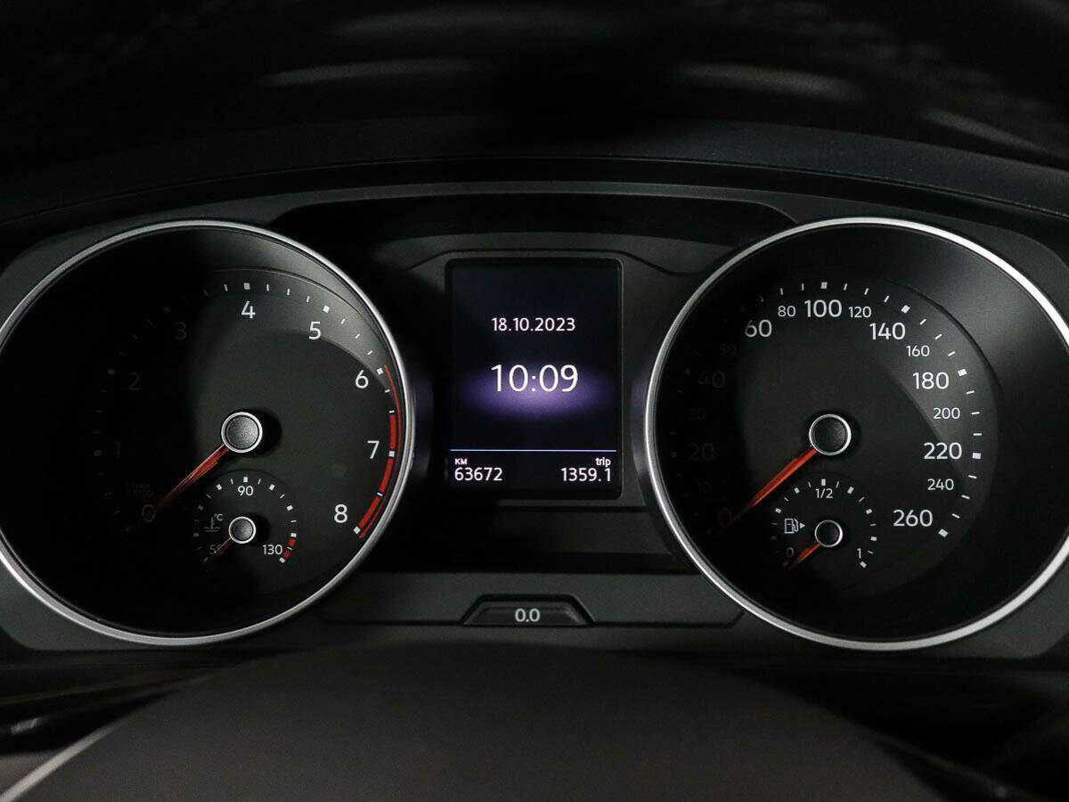 Volkswagen Tiguan б/у, 2020, Роботизированная. Фото: #5