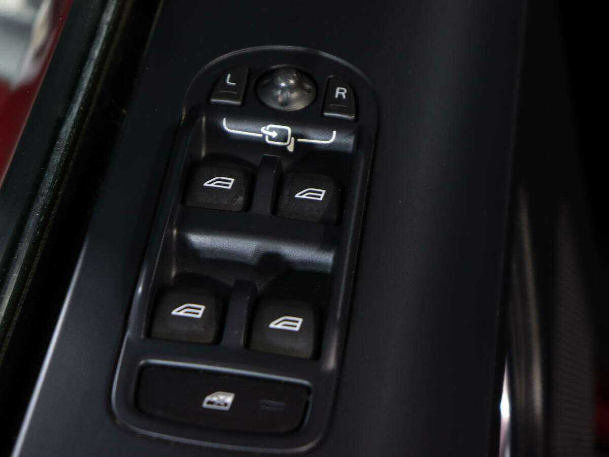 Land Rover Freelander б/у, 2014, Автоматическая. Фото: #14