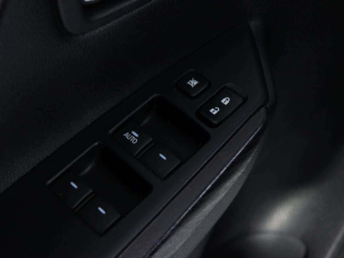 Mitsubishi Pajero Sport б/у, 2018, Автоматическая. Фото: #18