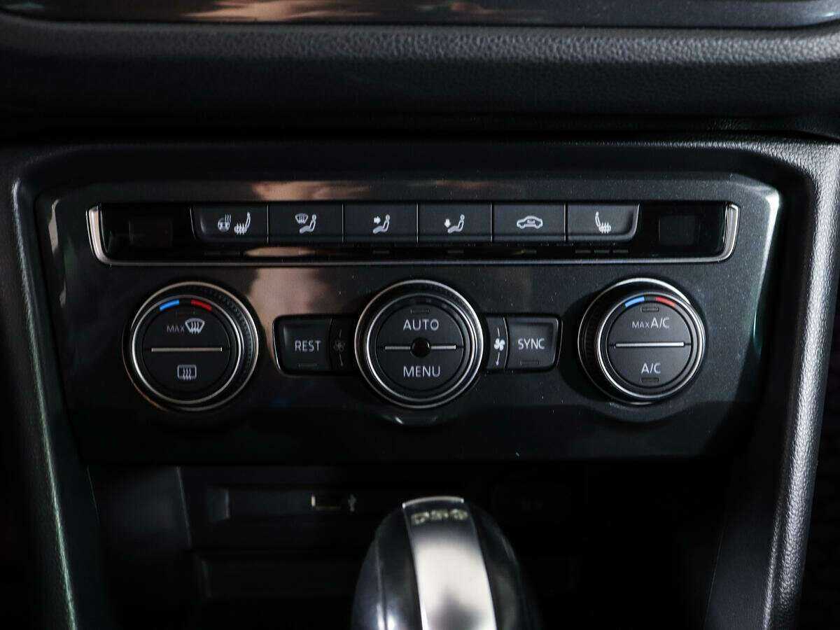 Volkswagen Tiguan б/у, 2017, Роботизированная. Фото: #16