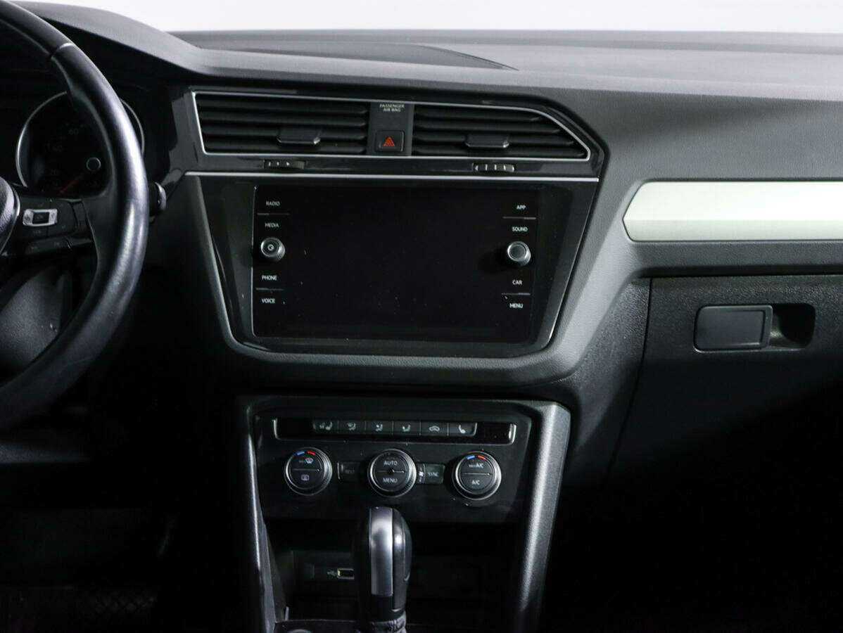 Volkswagen Tiguan б/у, 2020, Роботизированная. Фото: #10