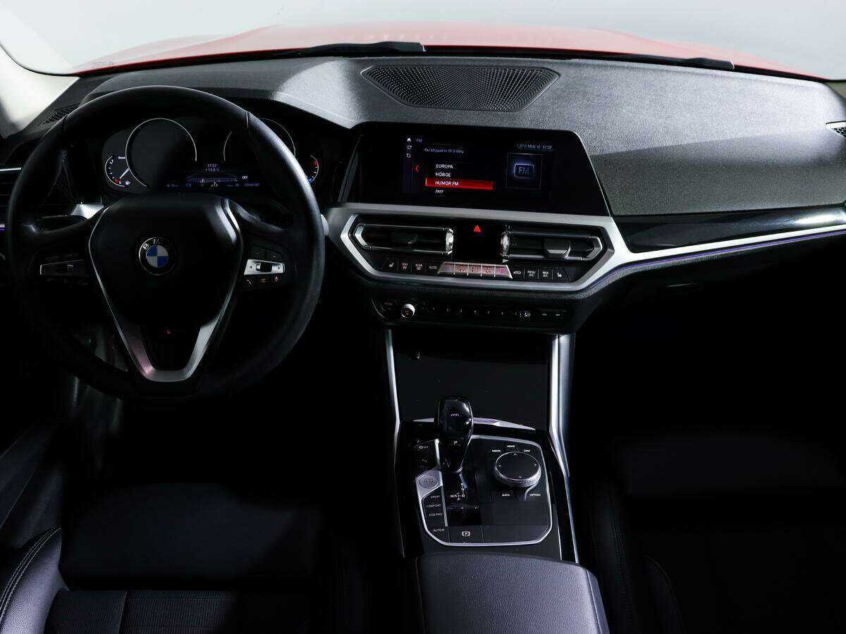 BMW 3 серии б/у, 2019, Автоматическая. Фото: #9