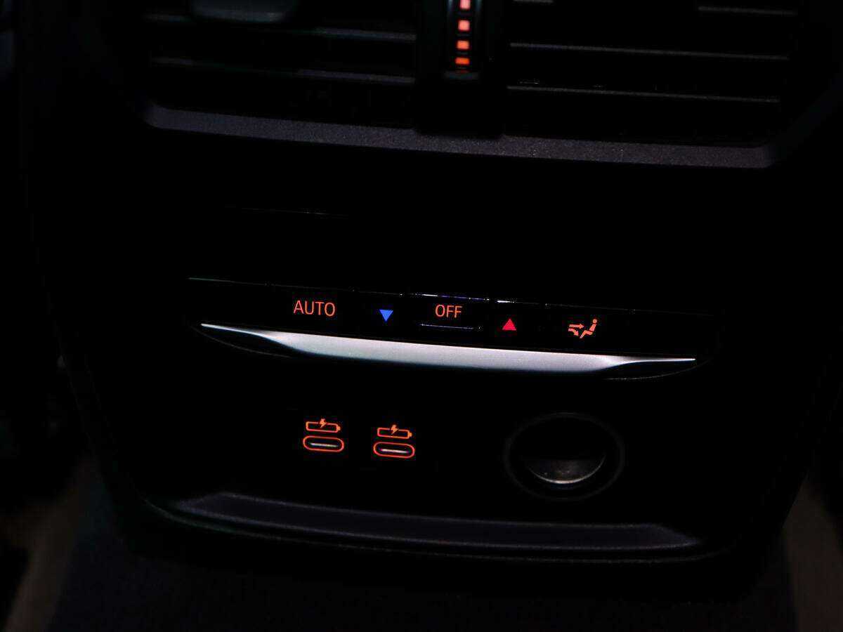 BMW 3 серии б/у, 2019, Автоматическая. Фото: #13