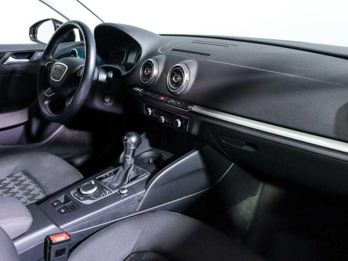 Audi A3 б/у, 2015, Роботизированная. Фото: #6