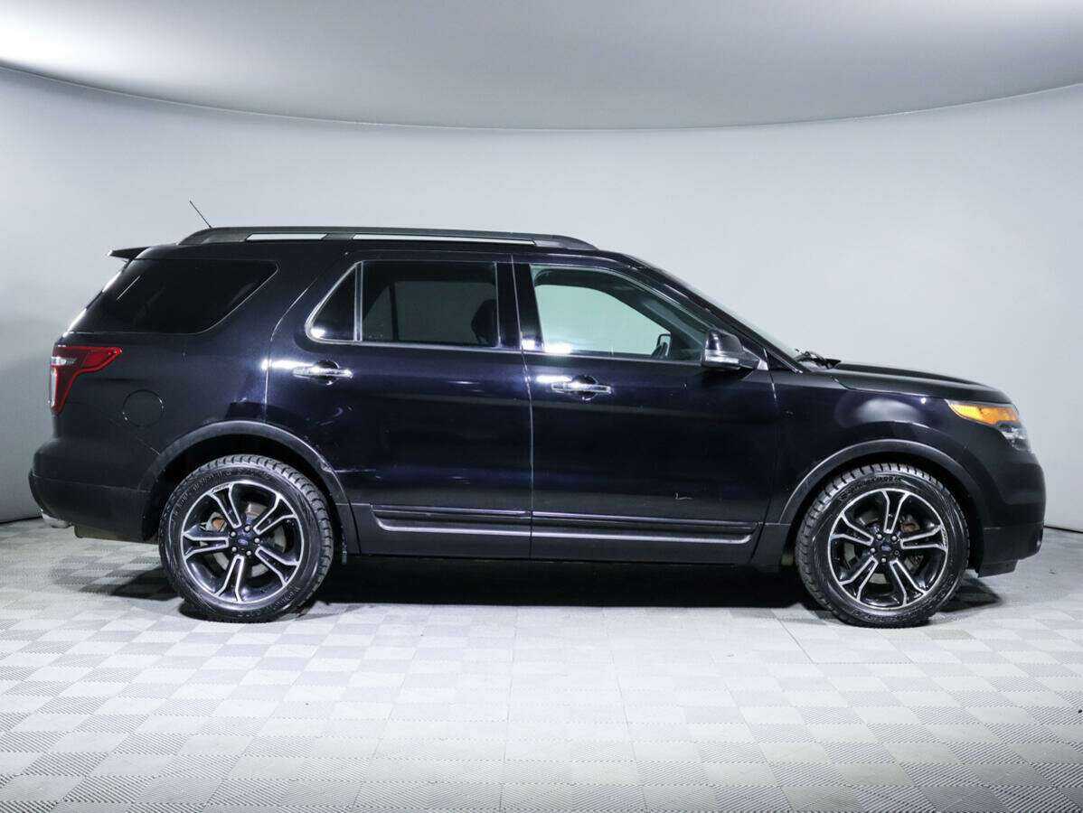 Ford Explorer б/у, 2013, Автоматическая. Фото: #2