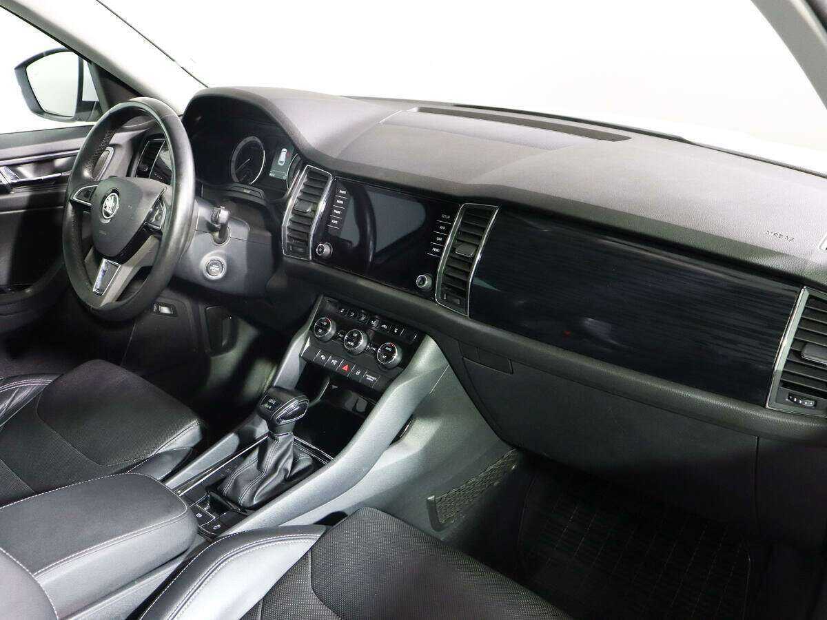 Skoda Kodiaq б/у, 2017, Роботизированная. Фото: #8