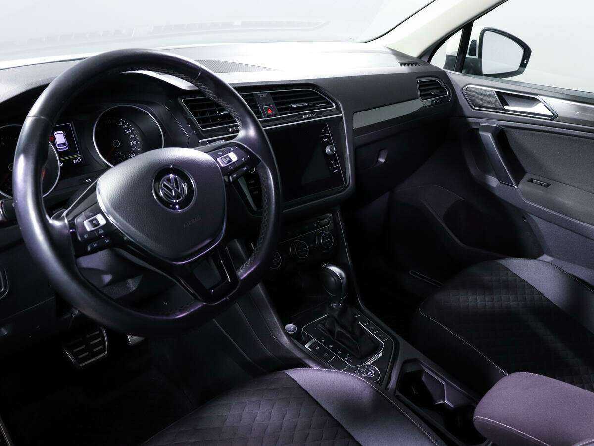 Volkswagen Tiguan б/у, 2018, Роботизированная. Фото: #12