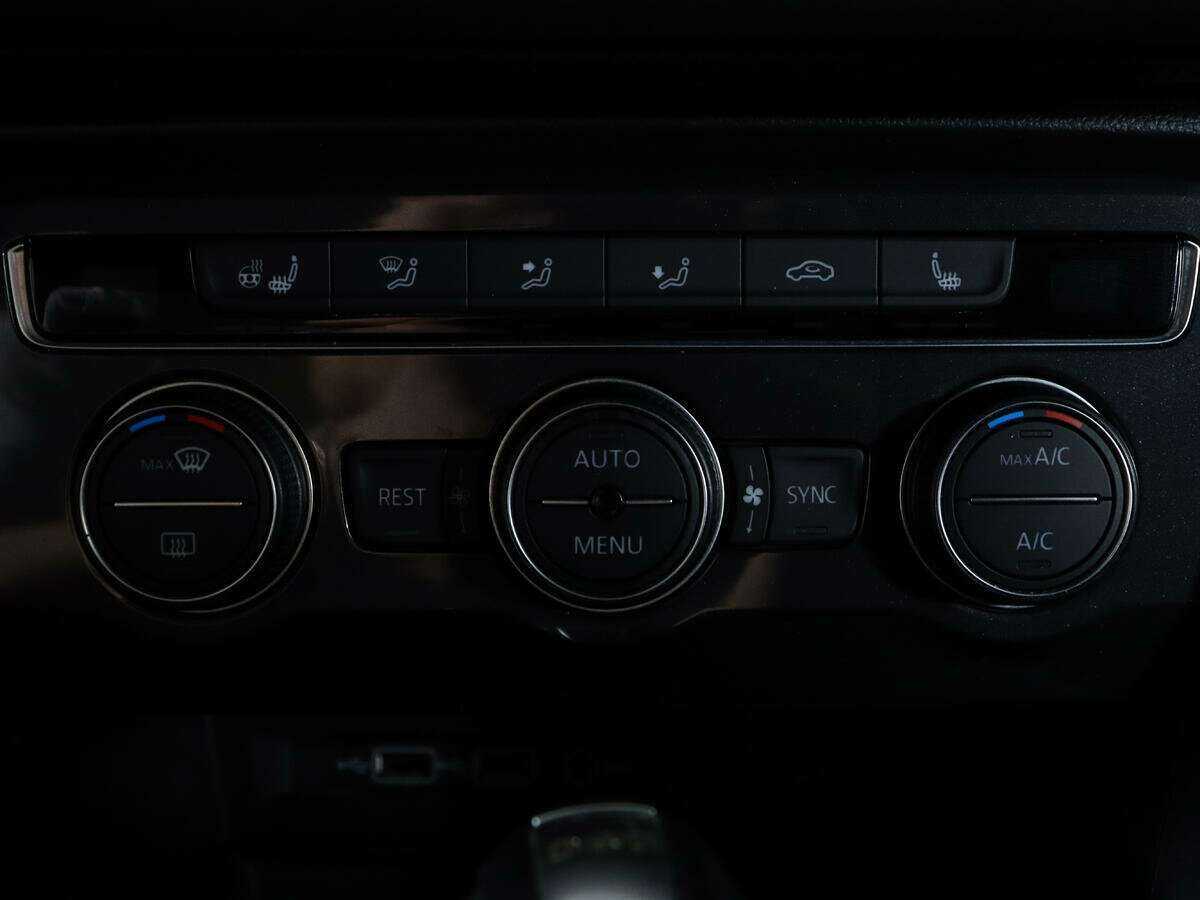 Volkswagen Tiguan б/у, 2018, Роботизированная. Фото: #16