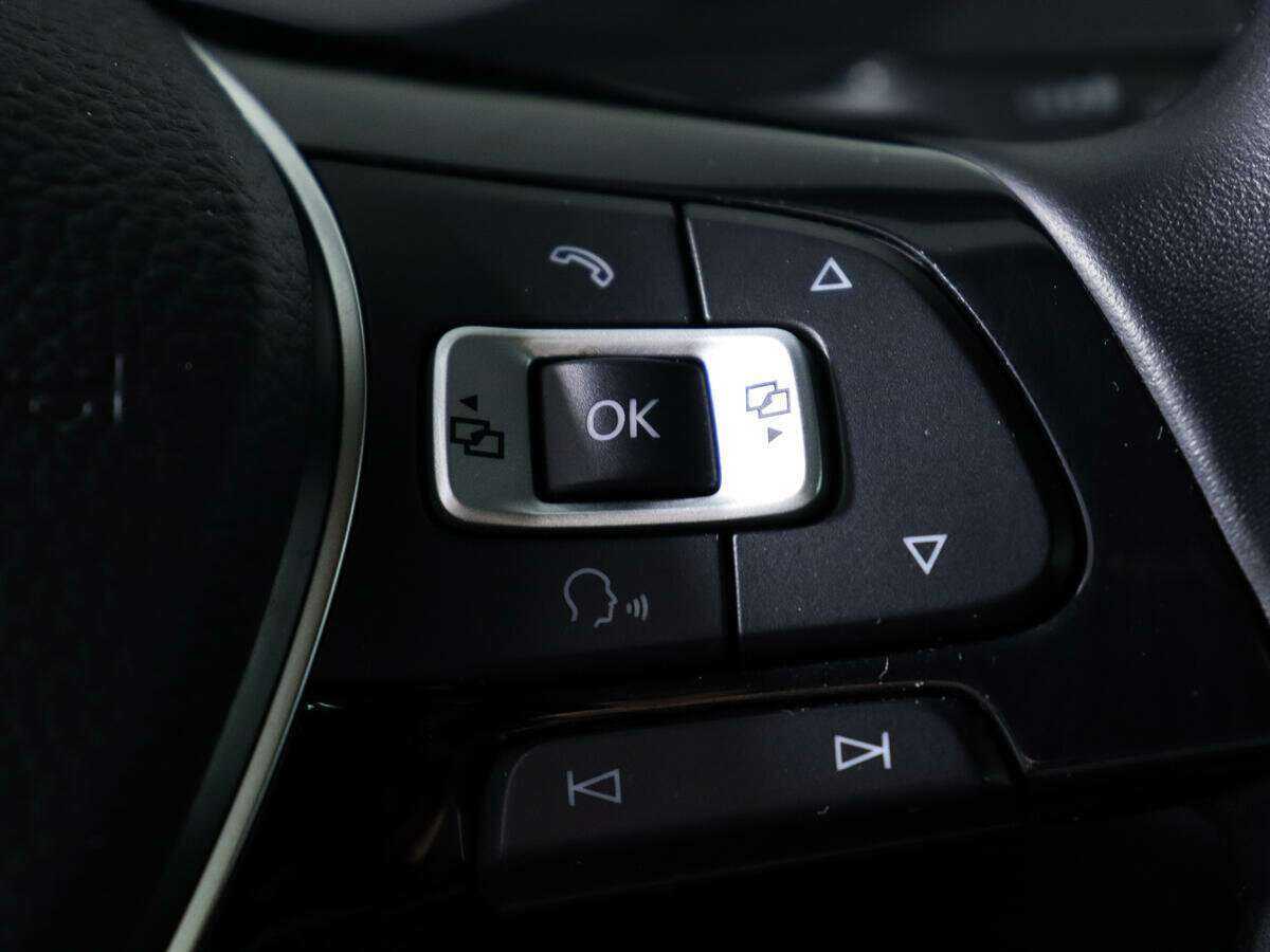 Volkswagen Tiguan б/у, 2018, Роботизированная. Фото: #19