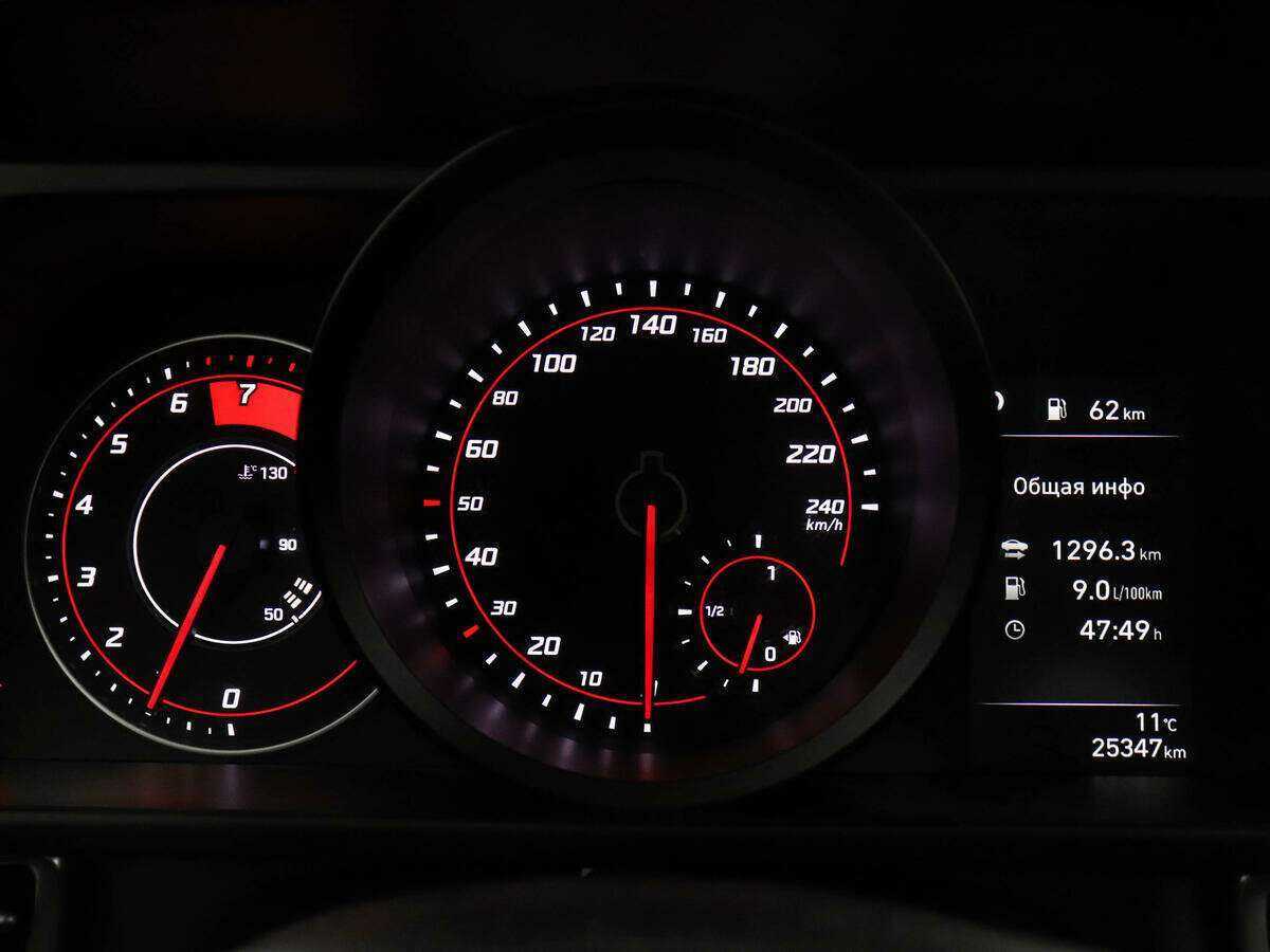 Hyundai Elantra б/у, 2022, Автоматическая. Фото: #11