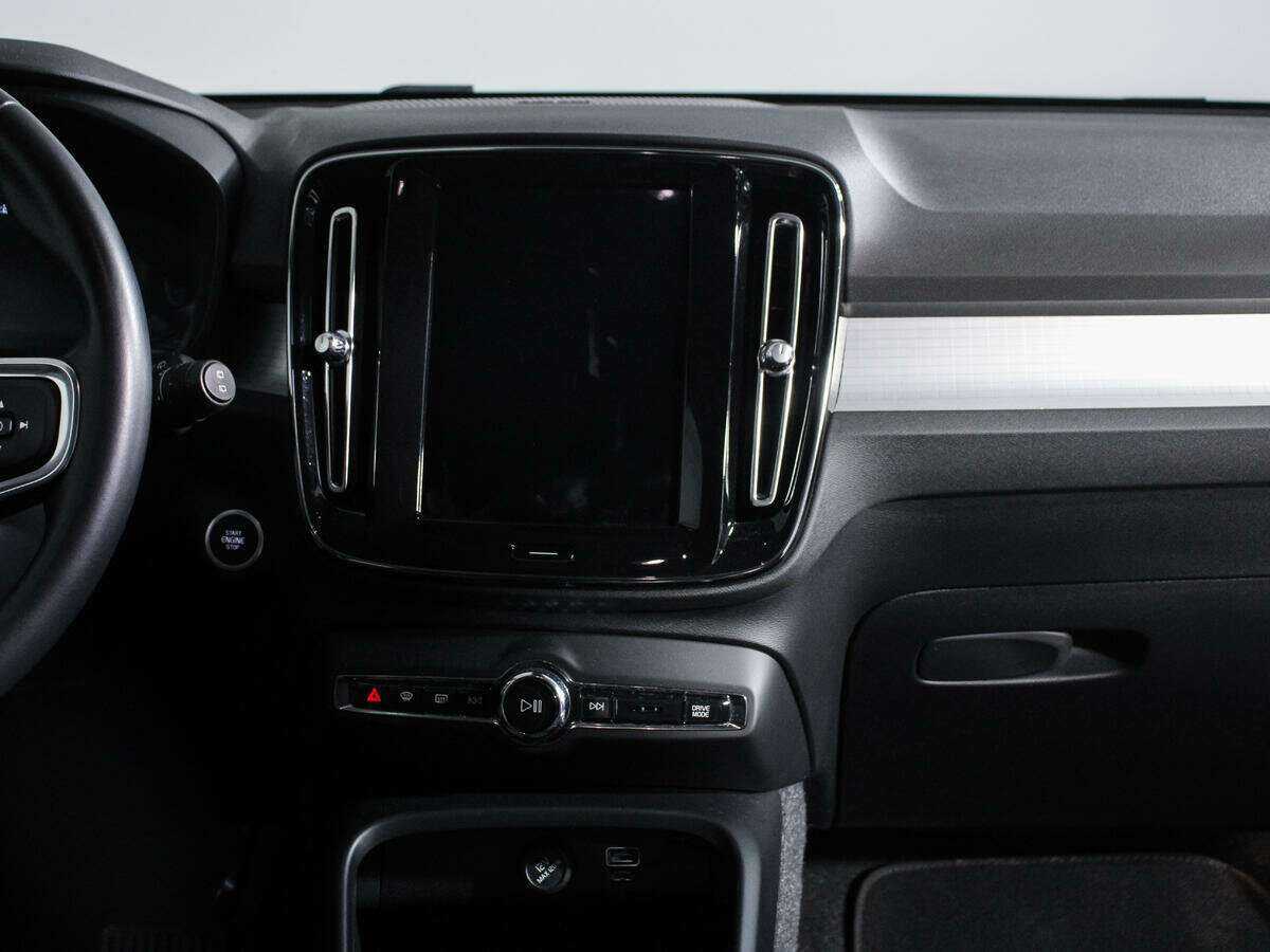 Volvo XC40 б/у, 2019, Автоматическая. Фото: #12