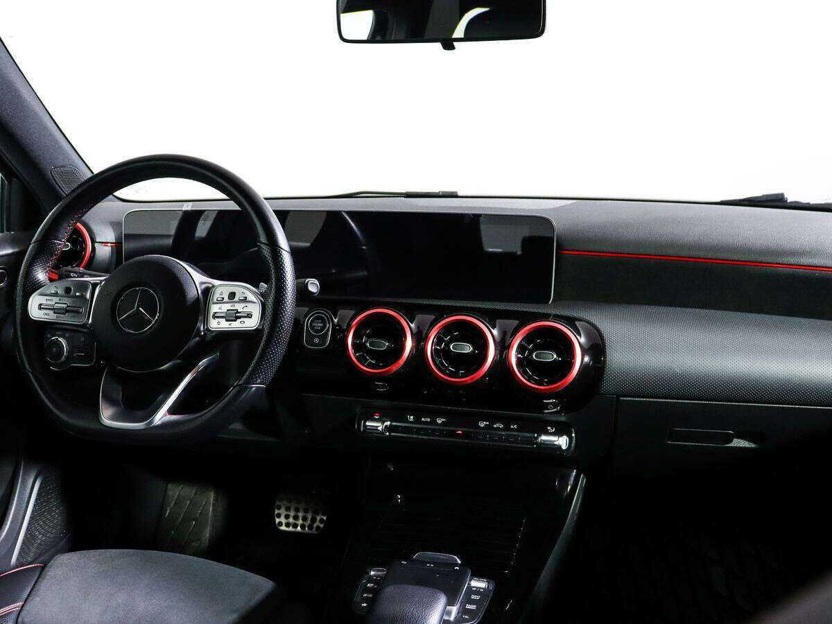 Mercedes-Benz A-Класс б/у, 2020, Роботизированная. Фото: #11