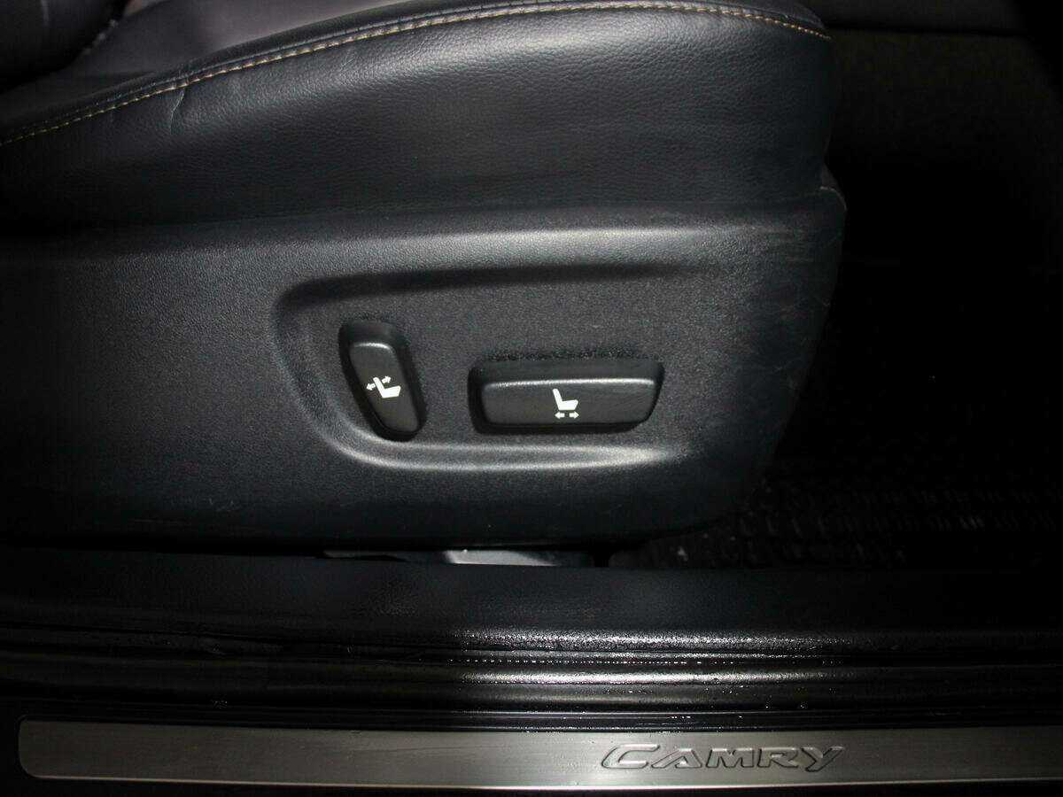 Тойота Камри б/у, 2018, Автоматическая. Фото: #14