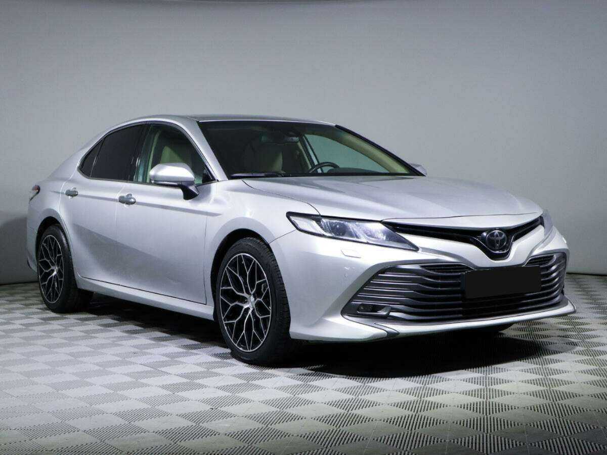 Toyota Camry б/у, 2020, Автоматическая. Фото: #2