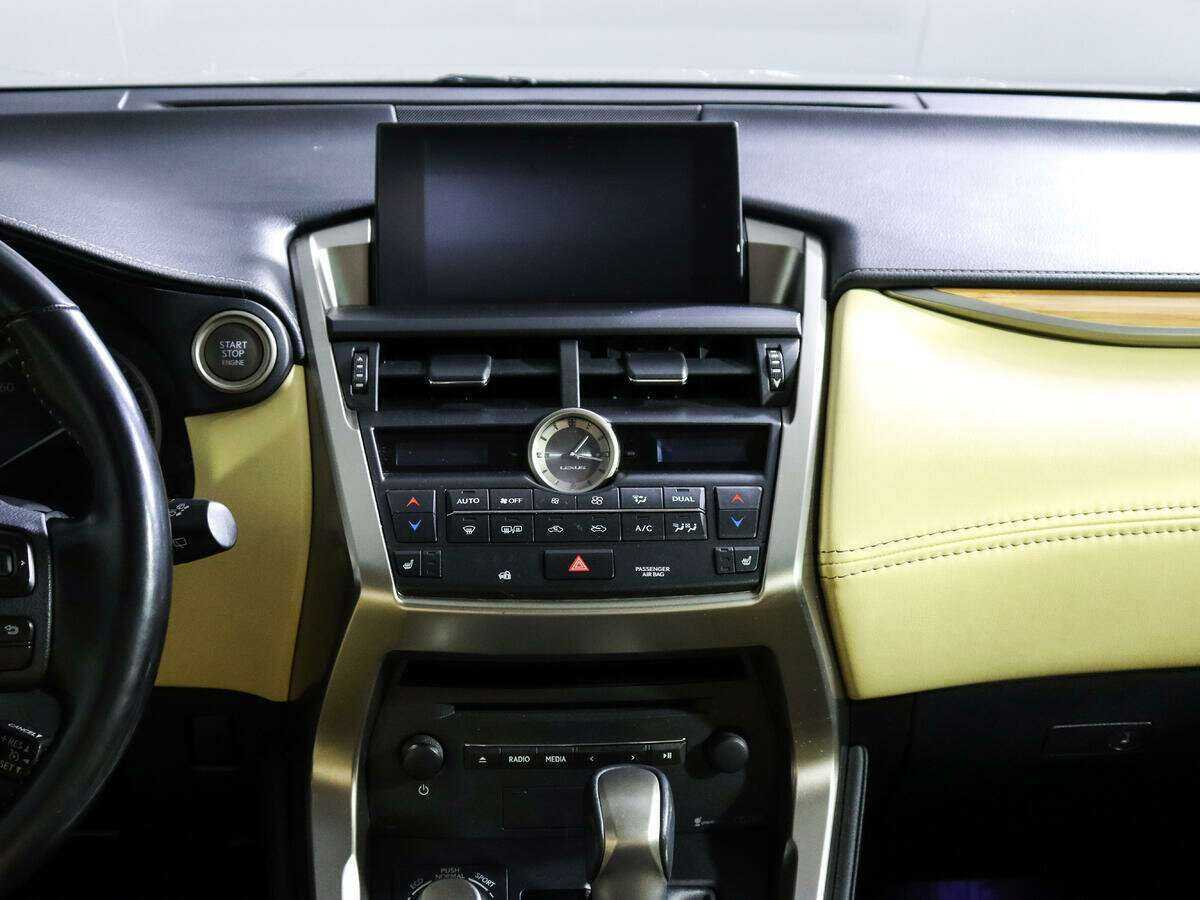 Lexus NX б/у, 2016, Вариатор. Фото: #9