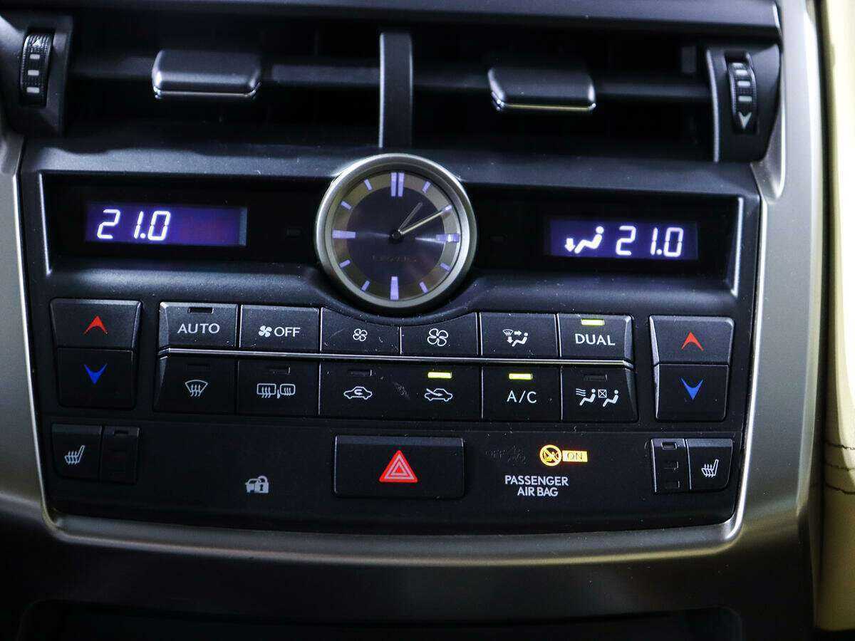 Lexus NX б/у, 2016, Вариатор. Фото: #17