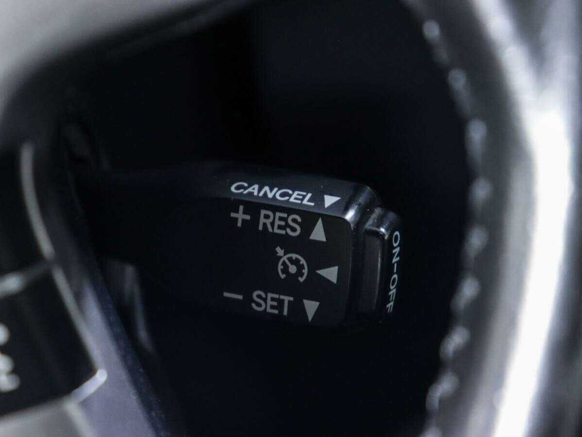 Тойота Хайлэндер б/у, 2012, Автоматическая. Фото: #15