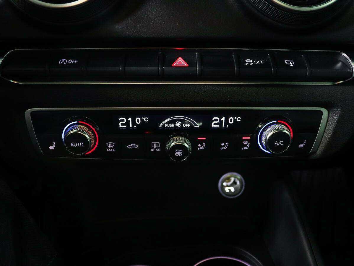 Audi A3 б/у, 2016, Роботизированная. Фото: #16