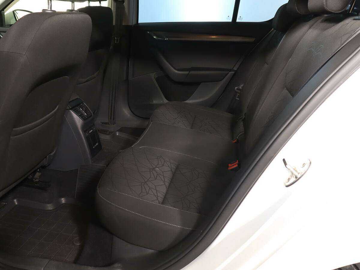 Skoda Octavia б/у, 2019, Роботизированная. Фото: #8