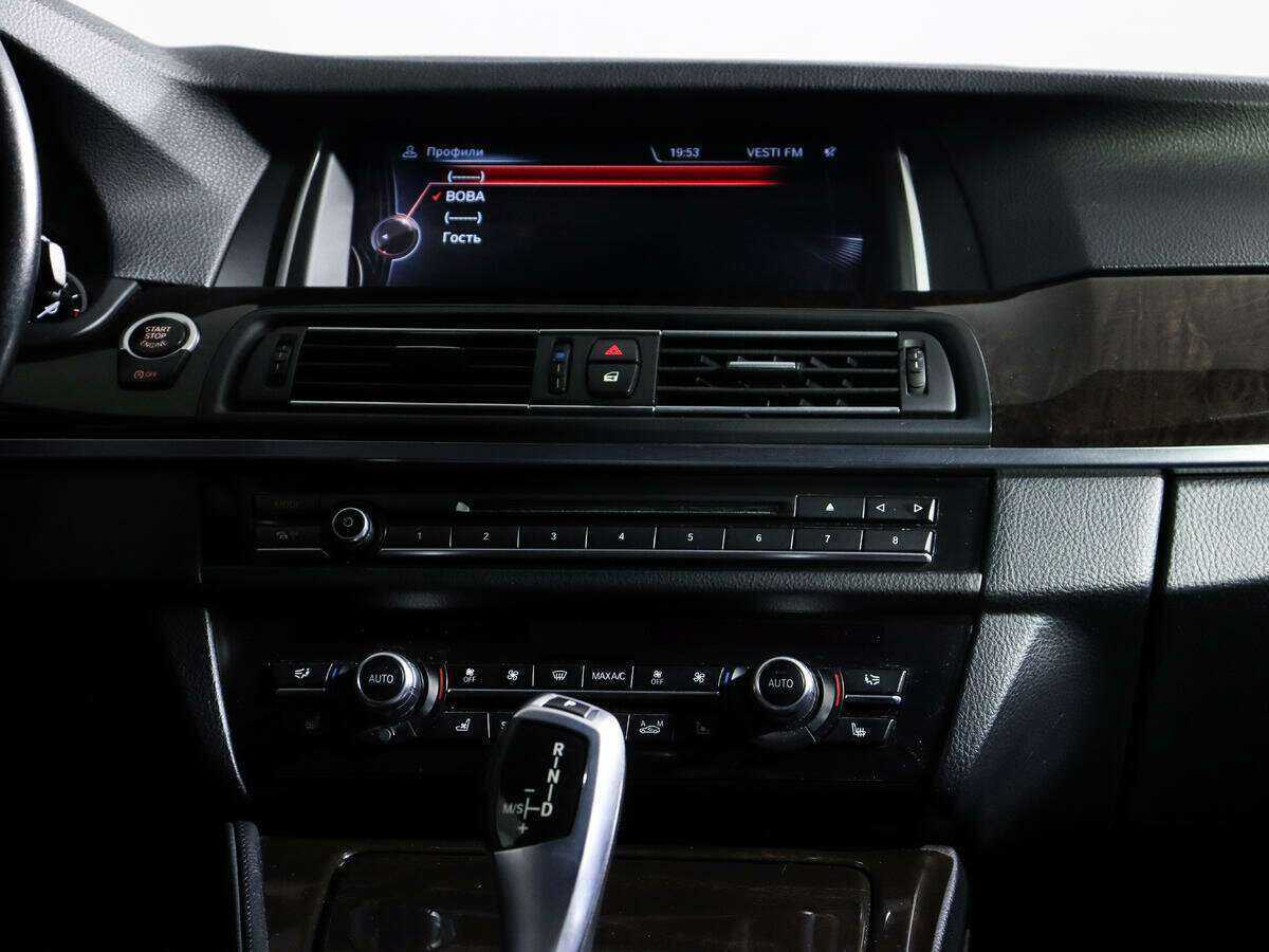 BMW 5 серии б/у, 2015, Автоматическая. Фото: #9