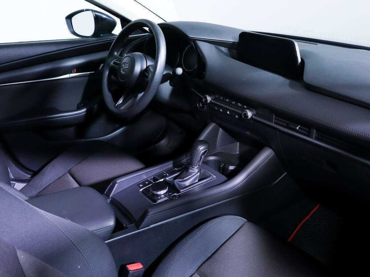 Mazda 3 б/у, 2020, Автоматическая. Фото: #6
