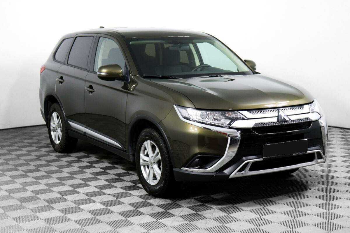 Mitsubishi Outlander б/у, 2020, Вариатор. Фото: #2