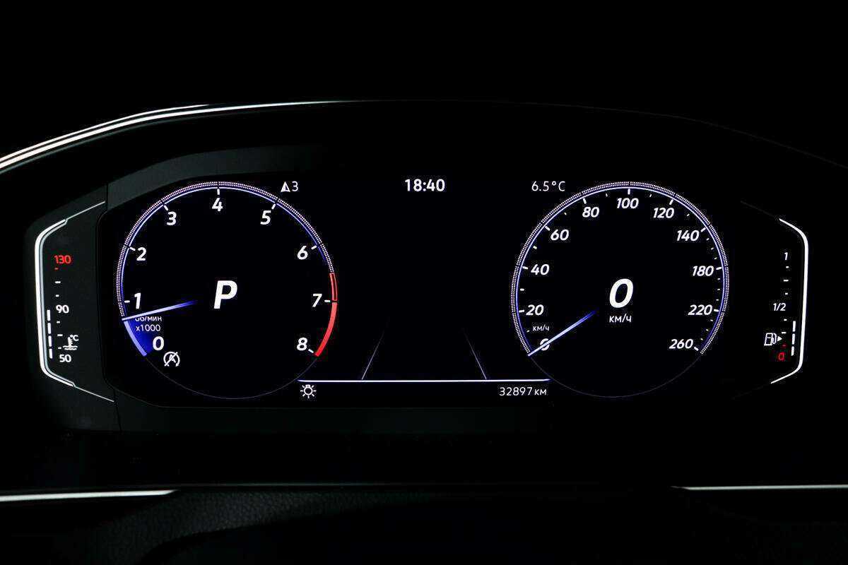 Volkswagen Passat б/у, 2021, Роботизированная. Фото: #9