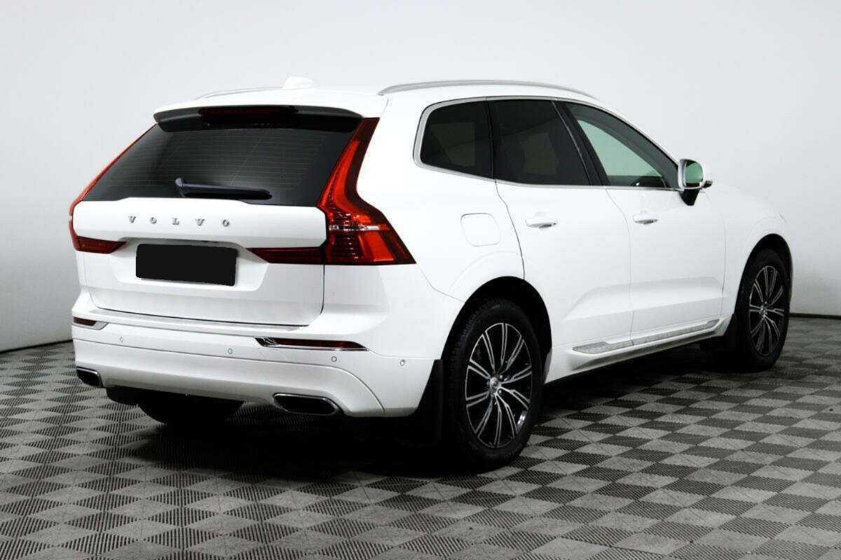 Volvo XC60 б/у, 2018, Автоматическая. Фото: #4