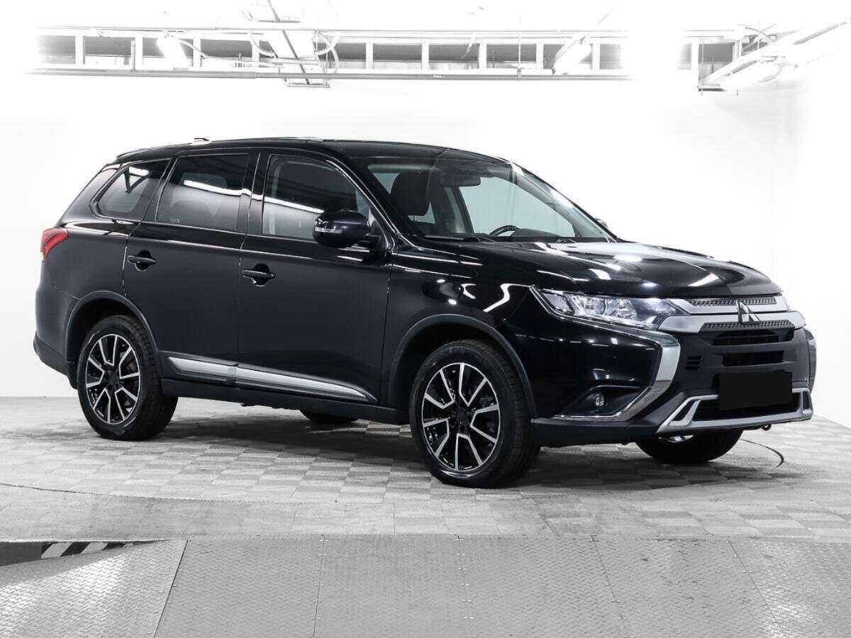 Mitsubishi Outlander б/у, 2018, Вариатор. Фото: #2