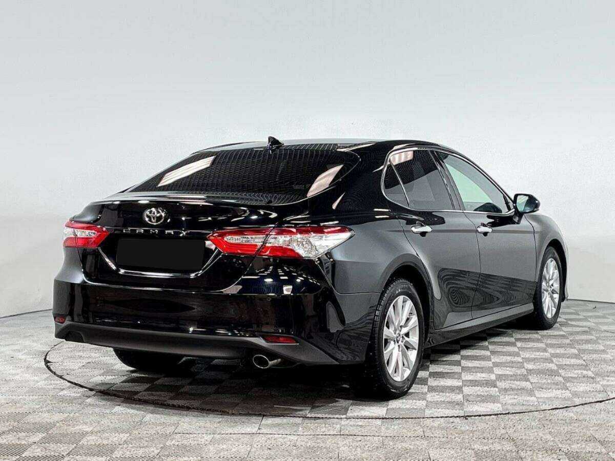Toyota Camry б/у, 2018, Автоматическая. Фото: #3