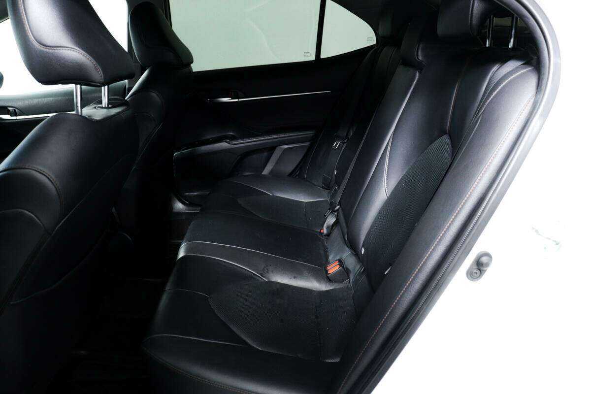 Toyota Camry б/у, 2020, Автоматическая. Фото: #11