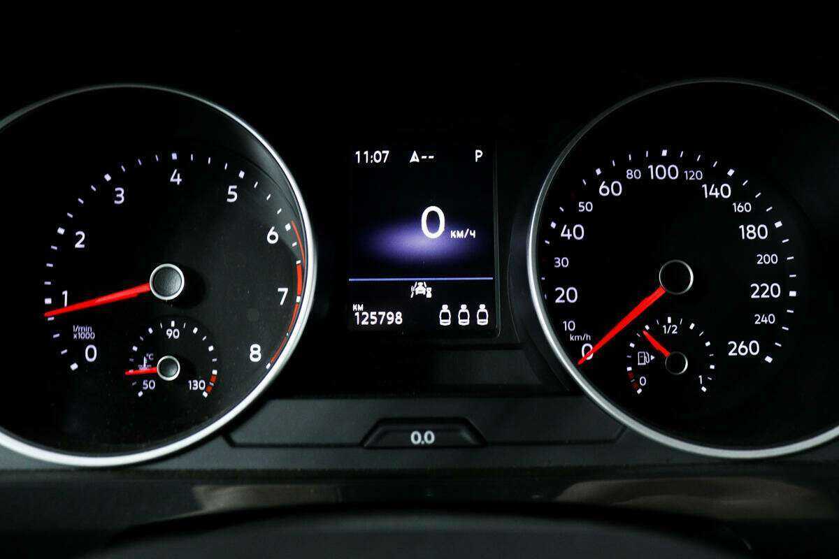 Volkswagen Tiguan б/у, 2021, Роботизированная. Фото: #9