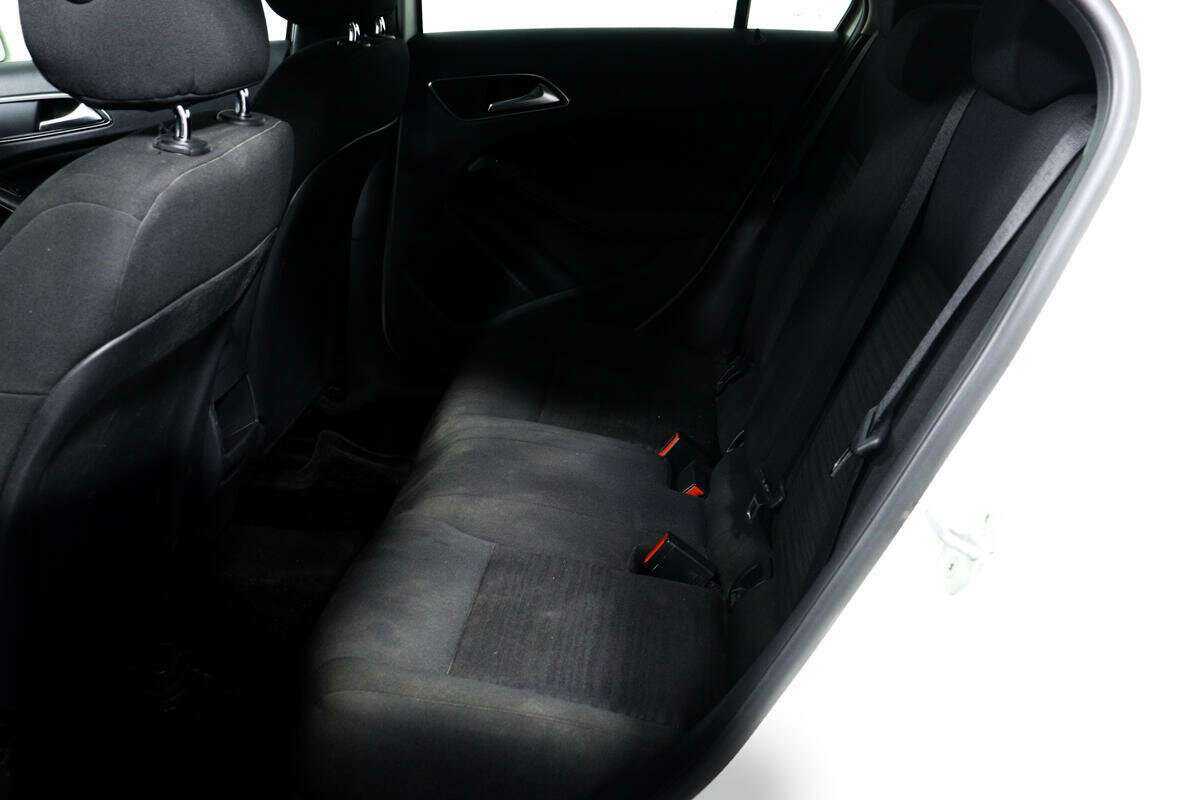 Mercedes-Benz A-Класс б/у, 2014, Роботизированная. Фото: #11