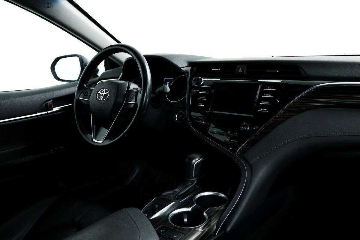 Toyota Camry б/у, 2019, Автоматическая. Фото: #8